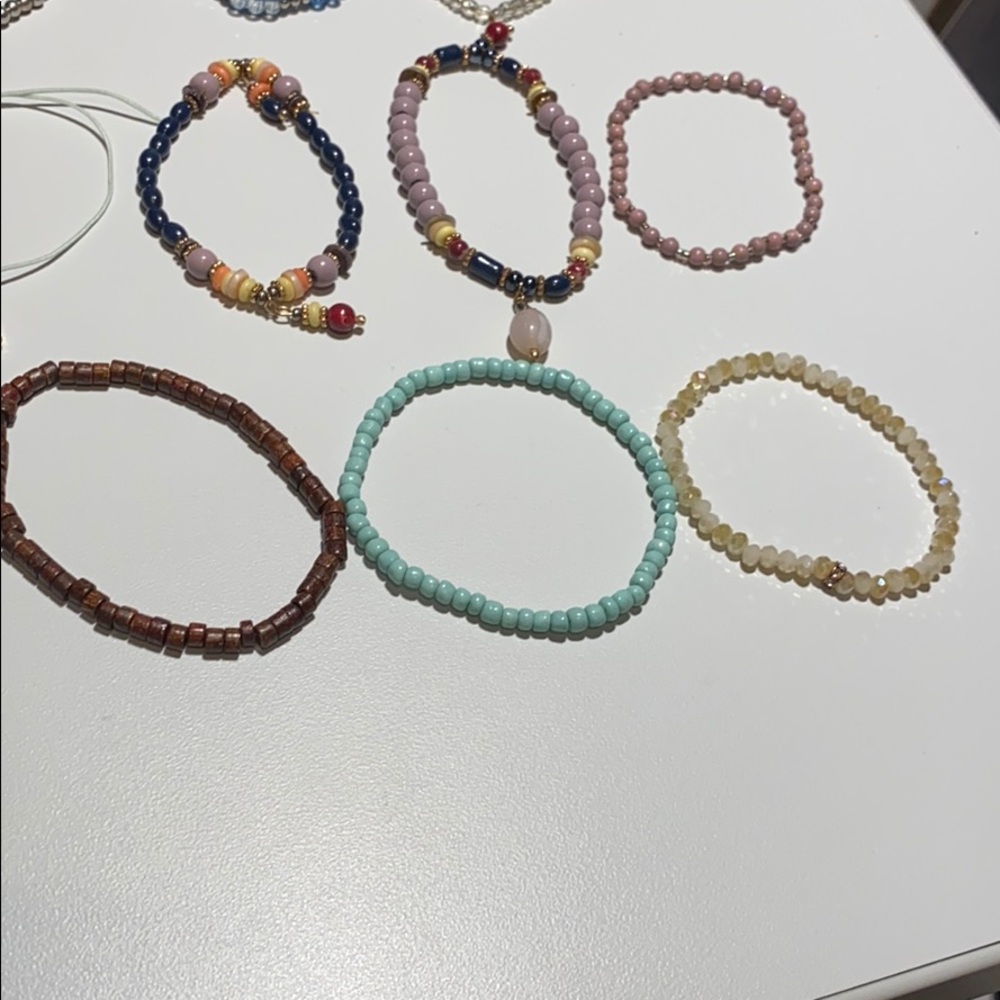 Beaded bracelets. - Picture 5 of 7